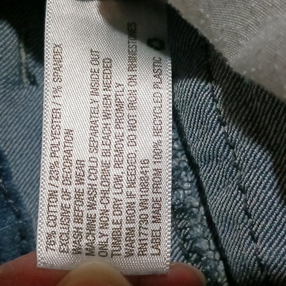 Xhilaration low rise blue jean Bermuda shorts with back pockets Sz 3 juniors - Picture 9 of 10